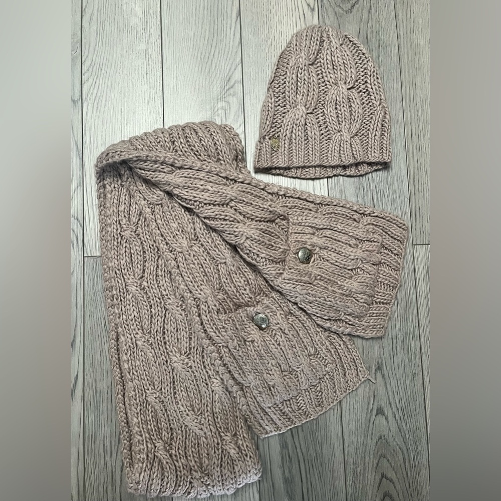 Vince Camuto Knit Beanie and Scarf Set
